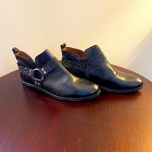 Marroqui Sanchez Black Leather Ankle Booties